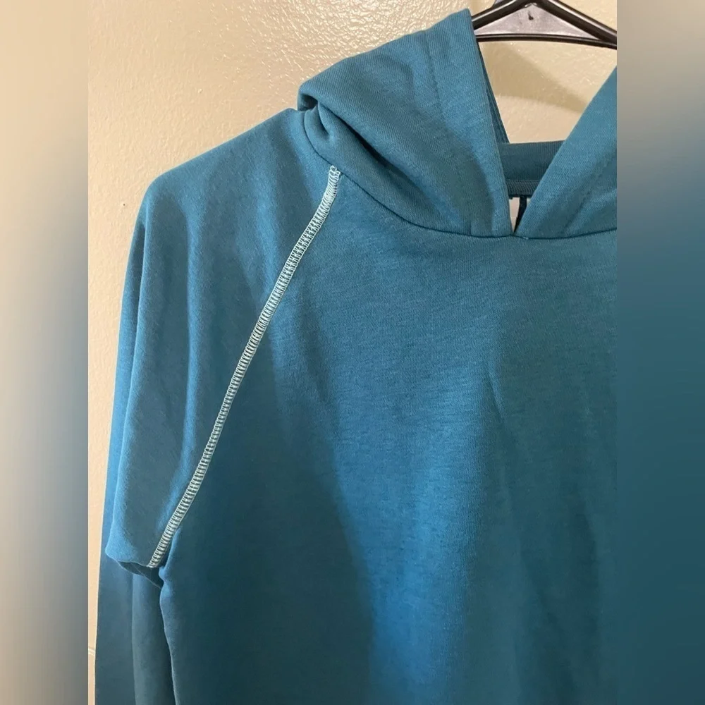 ✨NWT Kids Umbro Turquoise Hoodie Size XL